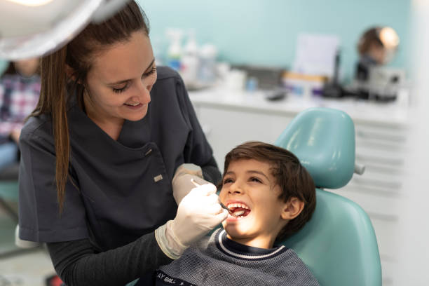 Best Emergency Tooth Extraction in Yalaha, FL