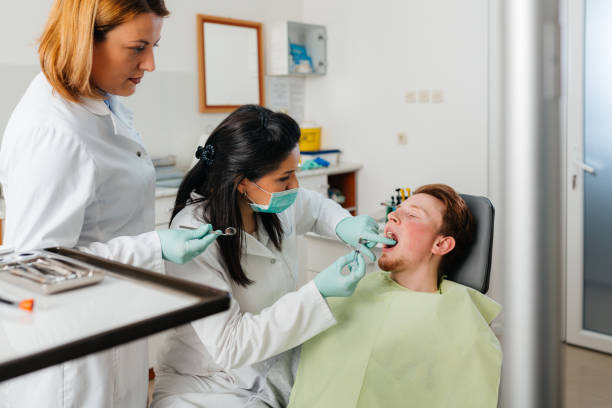 Best Emergency Treatment for Dental Infections or Abscesses in Yalaha, FL